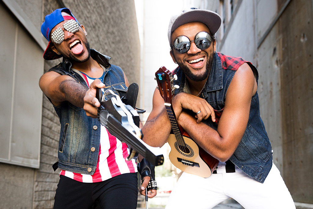 B2wins, Resonant Rogues, Blossom of Lights and extra this weekend