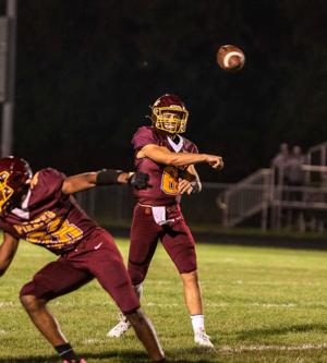 Waterloo soccer survives thriller at Clinton