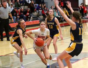 Marshall, Waterloo receive girls basketball state tournament seedings Marshall, Waterloo receive girls basketball state tournament seedings