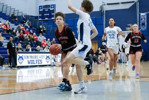 East girls bow out of state tournament to Verona East girls bow out of state tournament to Verona