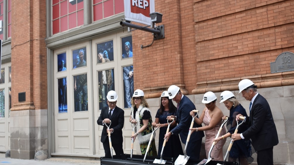 🔒 Milwaukee Rep closing in on fundraising goal to rebuild downtown theater complex