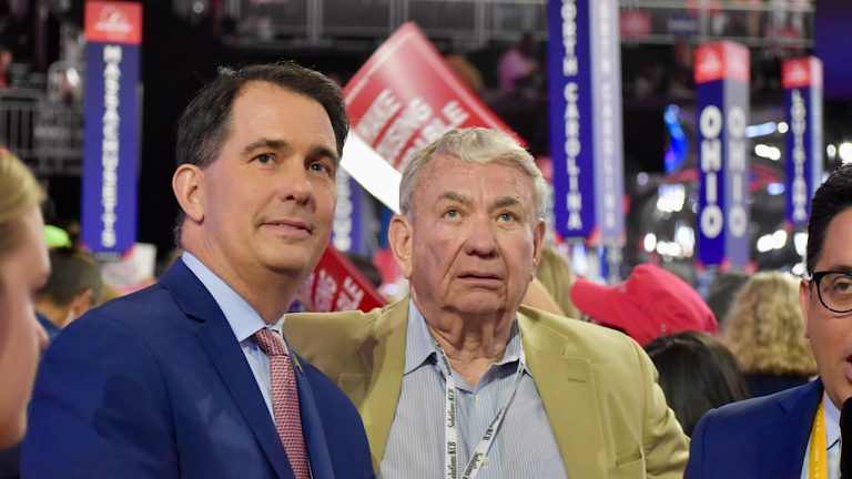🔒 Wisconsin delegates tout Milwaukee’s moment in the spotlight