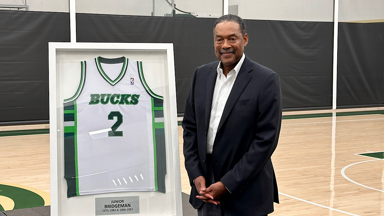 🔒 Bridgeman’s commitment to Milwaukee, player mentorship underscores investment in Bucks franchise