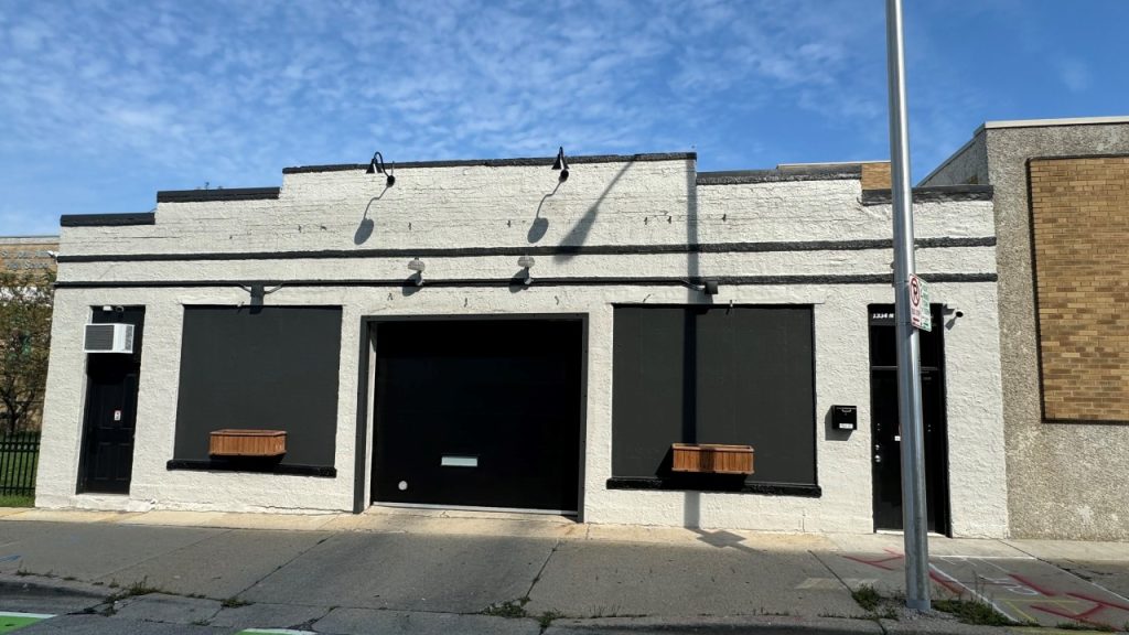 🔒 Downtown’s Metro Car Wash expands into second building