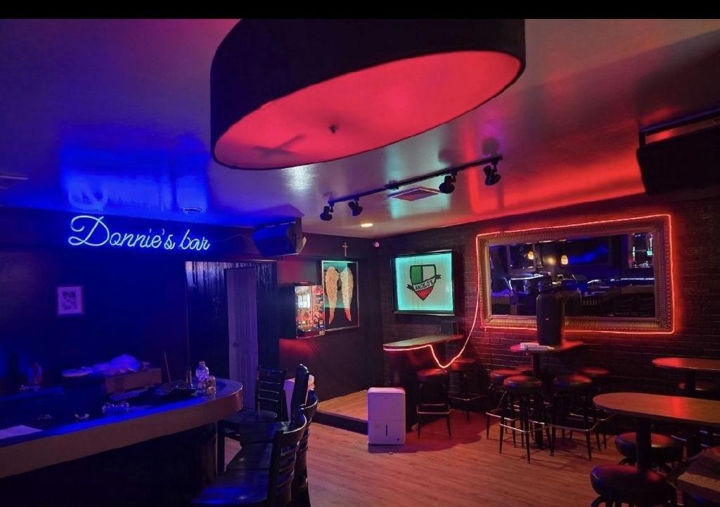 Donnie’s Bar to replace Angelo’s Piano Lounge off Brady Street Donnie’s Bar to replace Angelo’s Piano Lounge off Brady Street