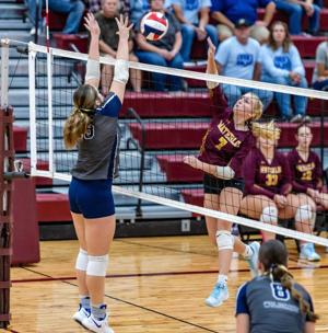 Pair of Waterloo volleyball sophomores named all-conference