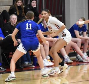 Marshall girls take third in own holiday tournament Marshall girls take third in own holiday tournament