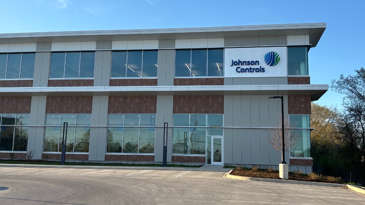 Johnson Controls Innovation Center-Warren Johnson Engineering Lab building in Glendale sold for .4 million