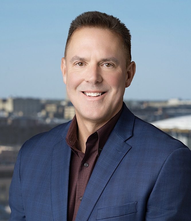 Marcus Theatres CFO promoted to division president