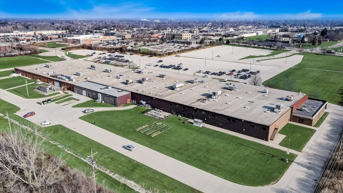 Meijer buys Mount Pleasant site from CNH