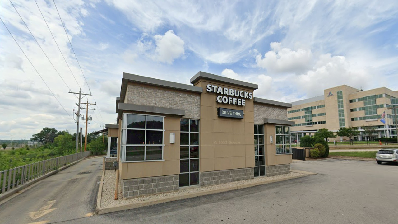 Dunkin’ store planned for former Starbucks location in Wauwatosa