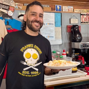 Iconic Franks Diner in Kenosha being sold to longtime employee