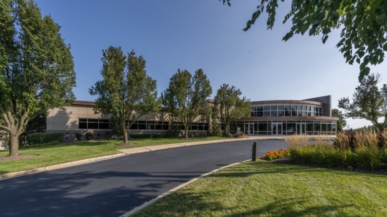 Milwaukee Archdiocese to move HQ to former Midwest Express office building in Oak Creek