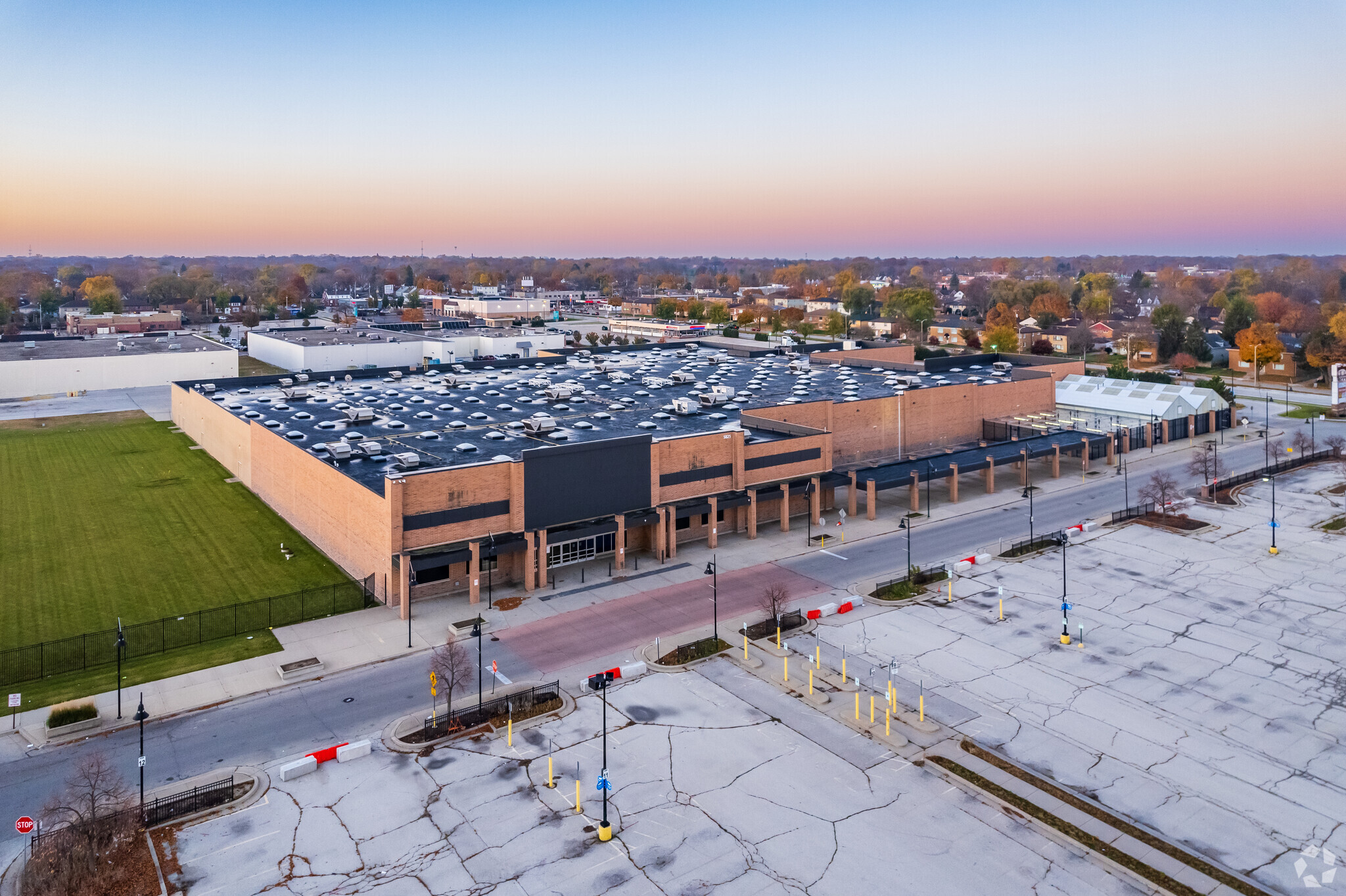 Plan Commission holds redevelopment proposal for former Midtown Center Walmart store following tense public hearing